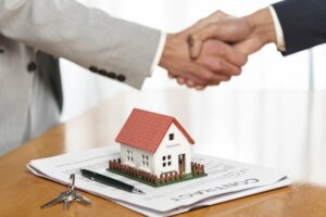 Selling house to a wholesaler in Tucson