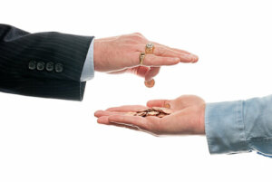 Commission fees paid when hiring a real estate agent vs investor