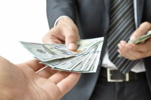 Why It Is Better To Sell Your House Directly vs. Hiring an Agent in Tucson