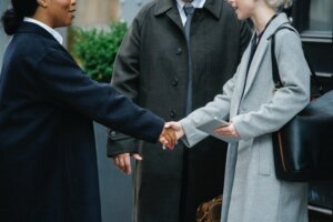 Working with a real estate agent vs an investor