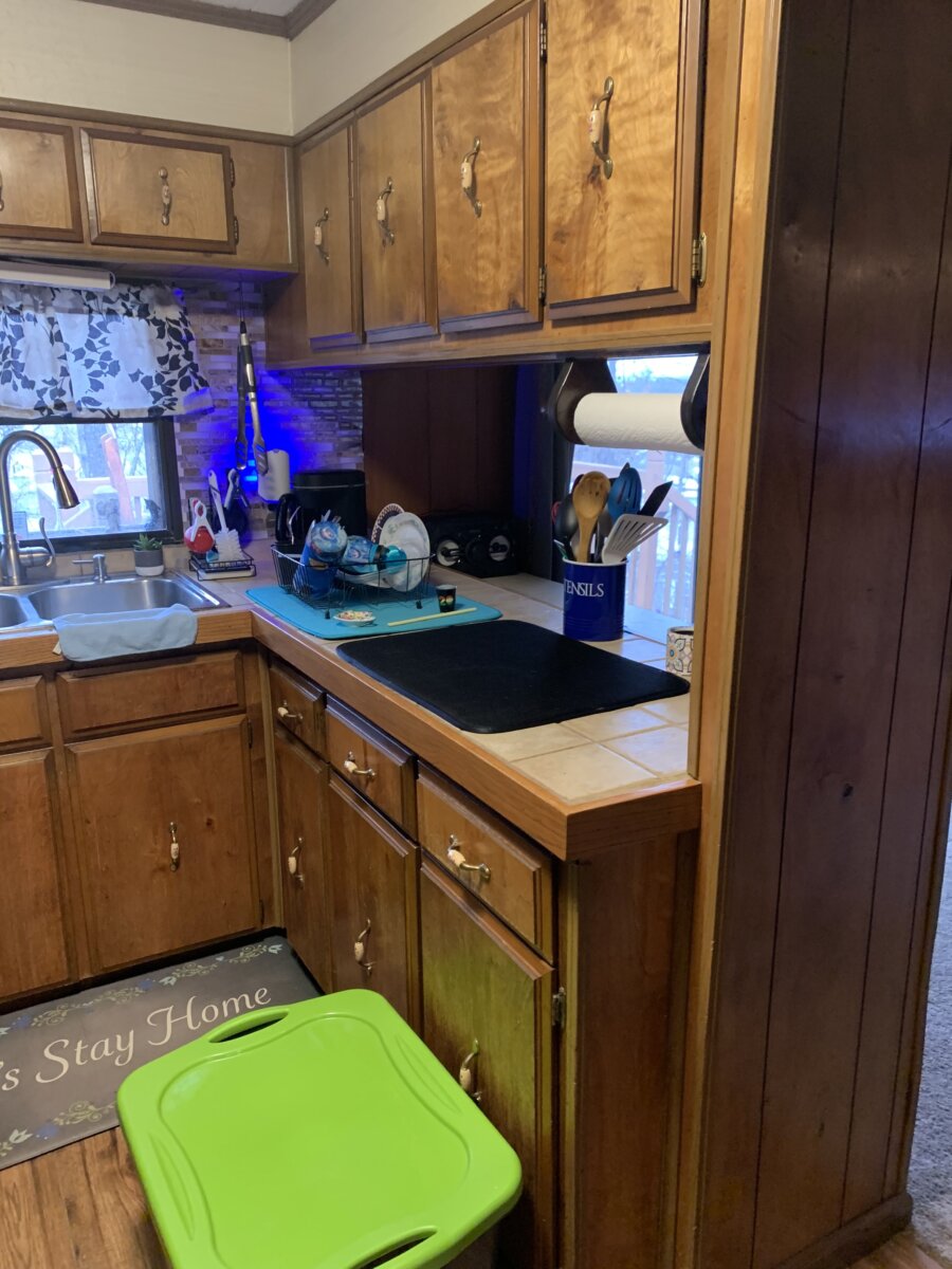 258 Falls Church Rd 15126 Dan and Jessie Sell Houses