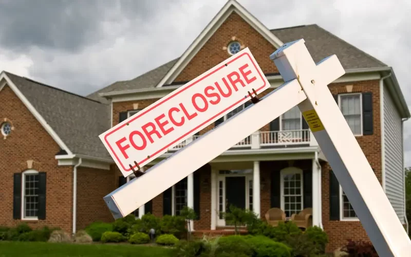 Selling Your Home in Foreclosure Guide for New York Homeowners