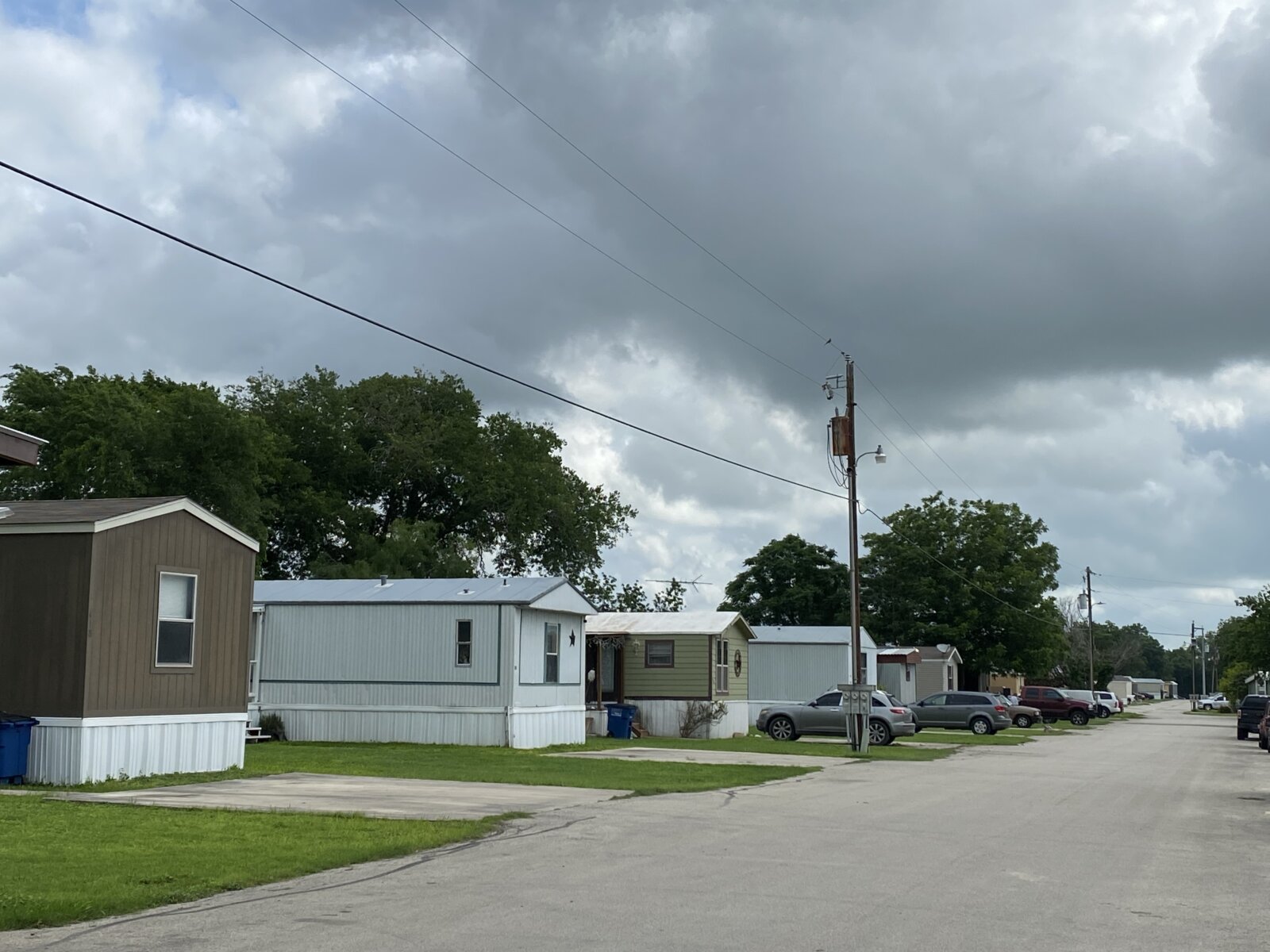 We buy mobile homes in Buda Texas Central Texas Mobile Home Solutions