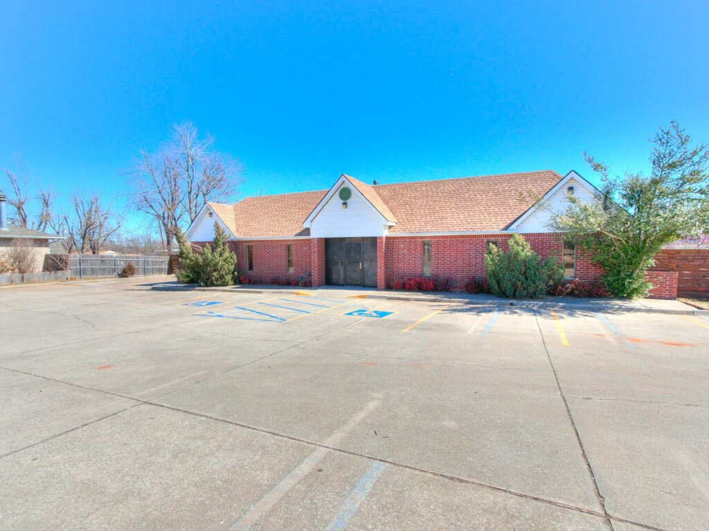 Lease Commercial Real Estate in Oklahoma