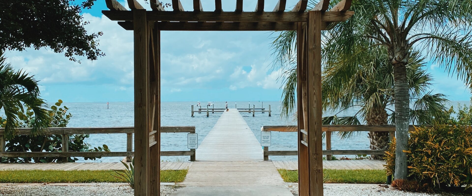 We Buy Houses In Treasure Island Sell My House Fast For Cash!