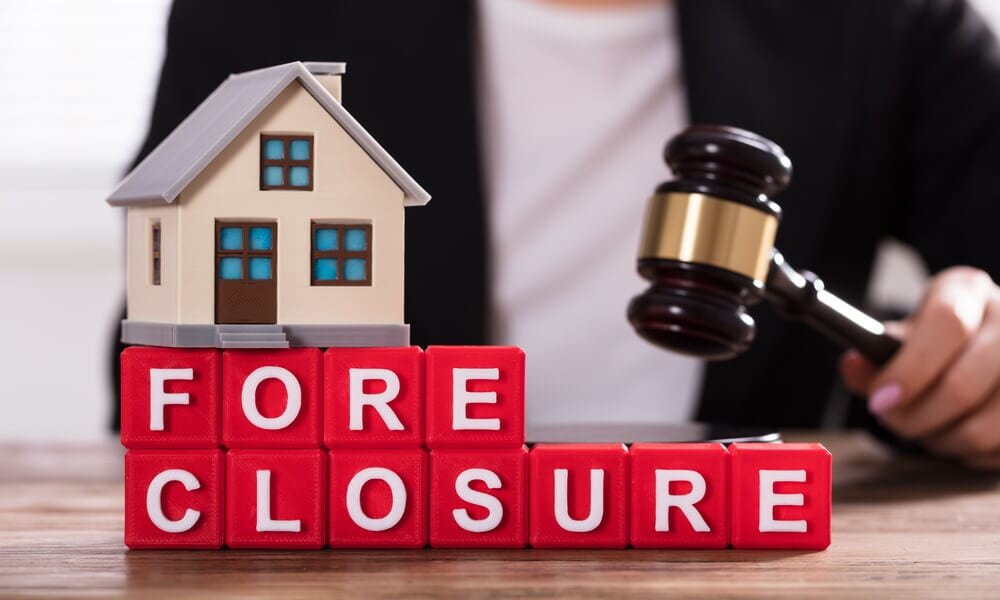 Selling Your House During Foreclosure A Guide to Legal Considerations