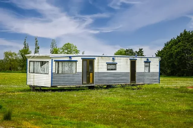 we buy mobile homes in Newton County