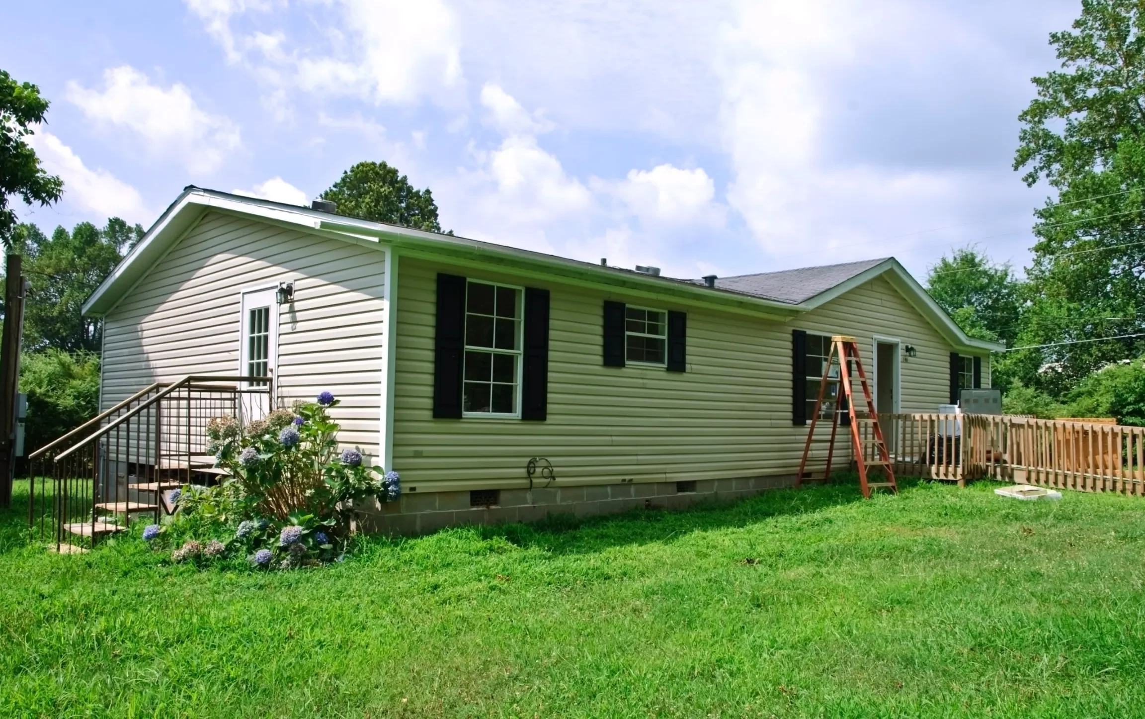 AC Differences in Mobile Homes Compared to Standard Homes in Tennessee