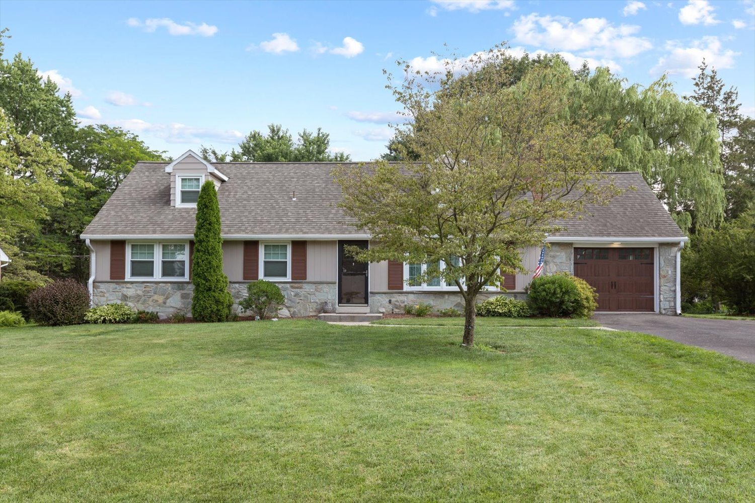 Ebersole RE Lancaster Real Estate Agent