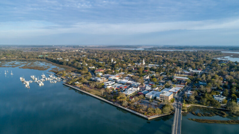 AdobeStock_316587675-1600x1066