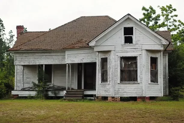 we buy houses as is in Shepherdsville